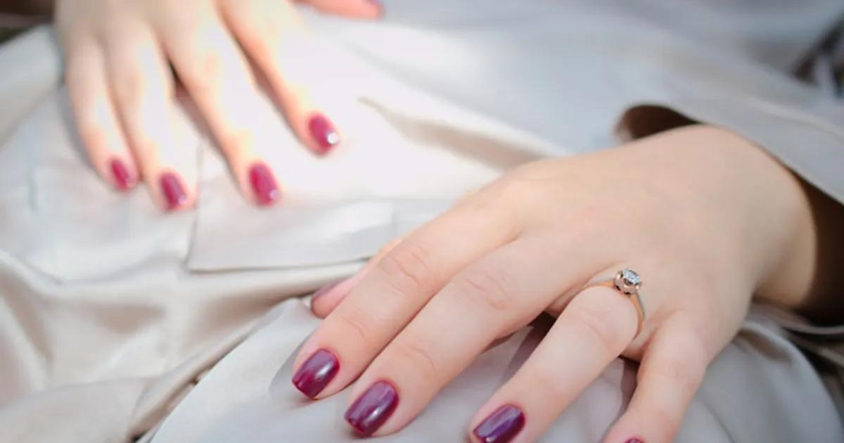 Esmaltado Tradicional OPI: Guía Completa de Técnica, Duración y Cuidados